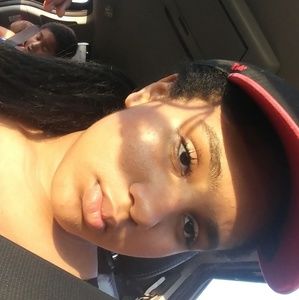 Meet your Posher, Jahzara